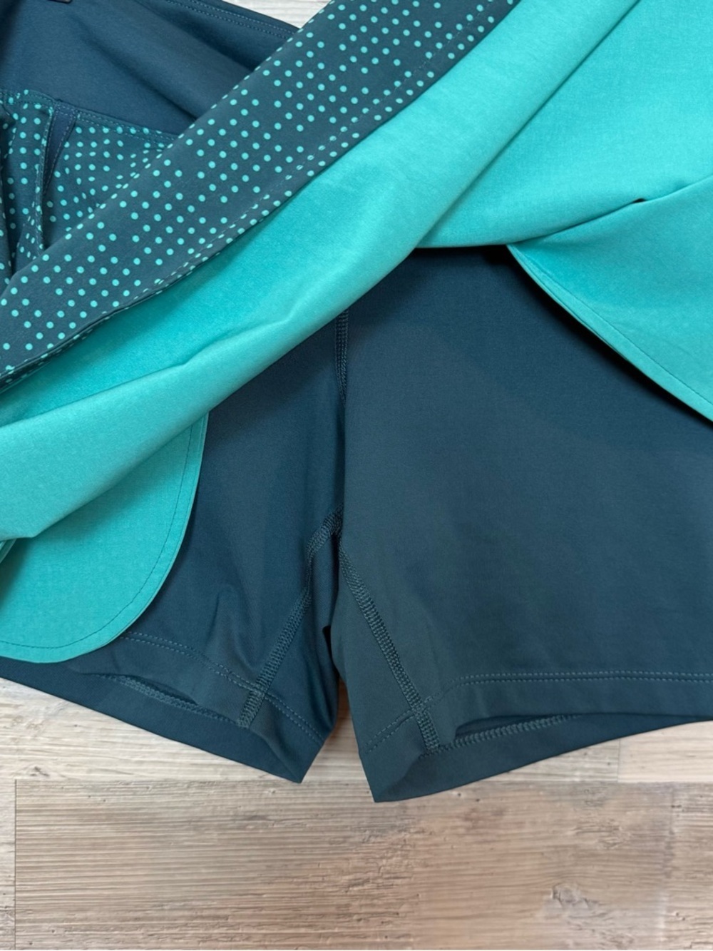 Nike Golf Tour Performance Dri-FIT Polka Dot Skort - Green/Black - Size S - Picture 7 of 10